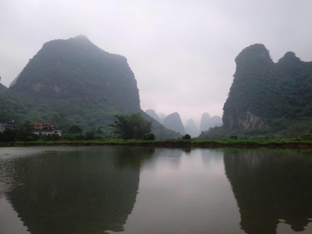 Yangshuo Peaceful Valley Retreat Hotel Exterior foto